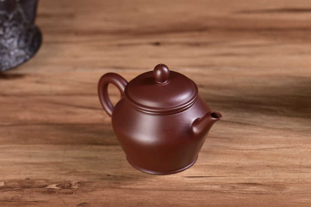 Purple Zhu Ni "Pear-Shaped" Yixing Teapot by Jin Jia Qi | Yunnan Sourcing Tea Shop