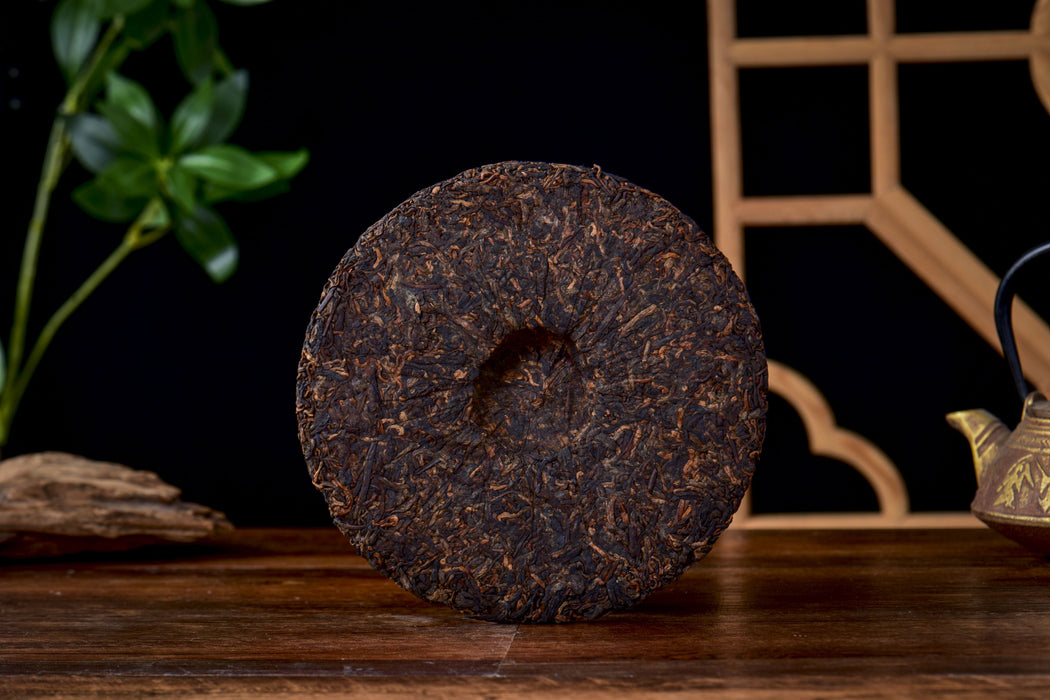 2026 Yunnan Sourcing "Peerless" Ripe Pu-erh Tea Cake | Yunnan Sourcing Tea Shop