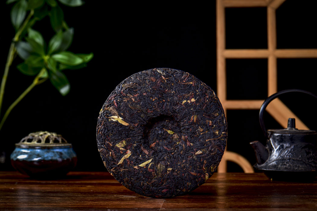 "Purple Voodoo" Purple Black Tea Cake * Spring 2026 | Yunnan Sourcing Tea Shop