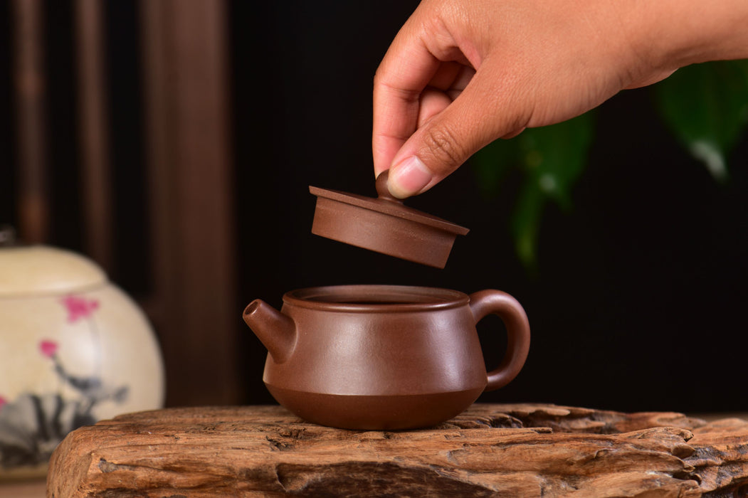 Wenge Ni "Flat Round" Yixing Teapot by Jin Jia Qi | Yunnan Sourcing Tea Shop