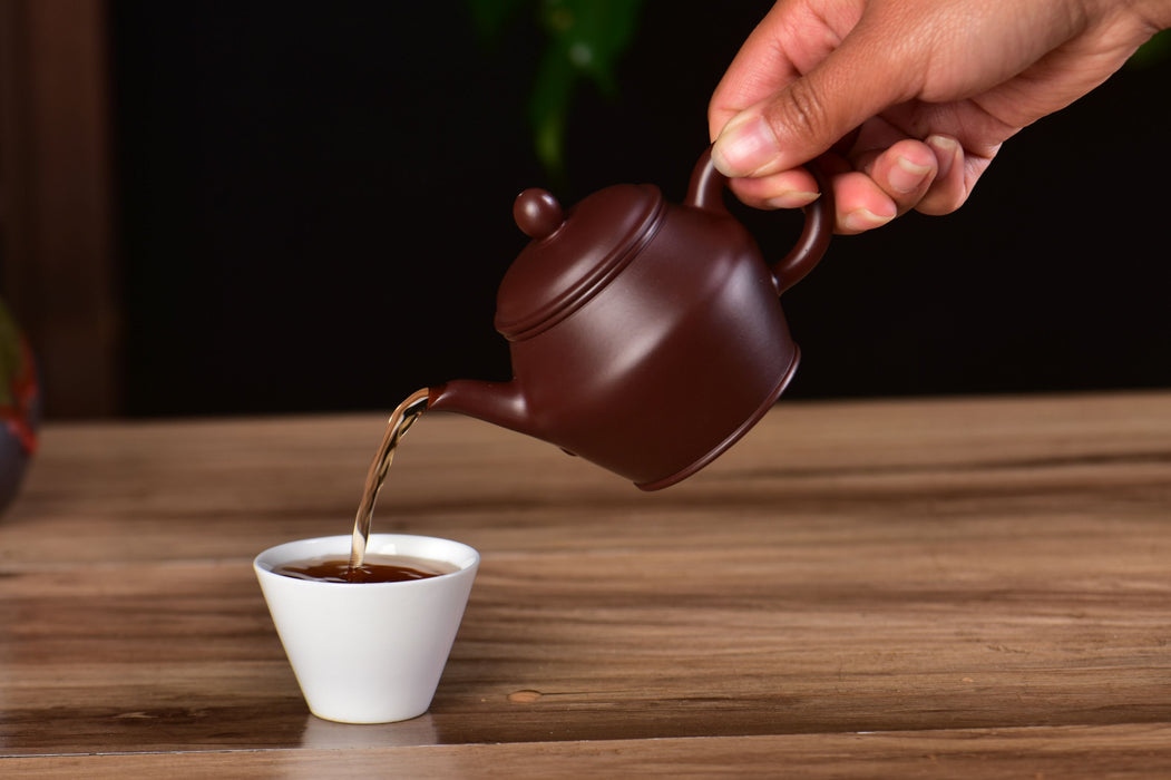 Purple Zhu Ni "Pear-Shaped" Yixing Teapot by Jin Jia Qi | Yunnan Sourcing Tea Shop