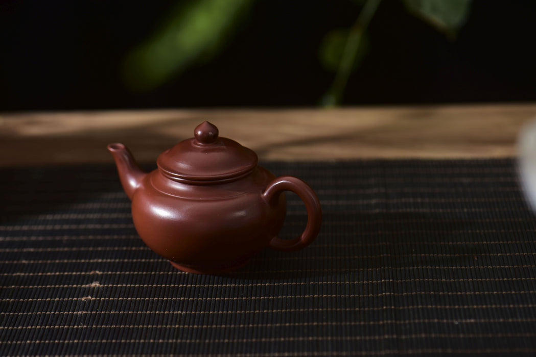 Da Hong Pao Clay "Xiao Ying Hu" Yixing Teapot * 115ml