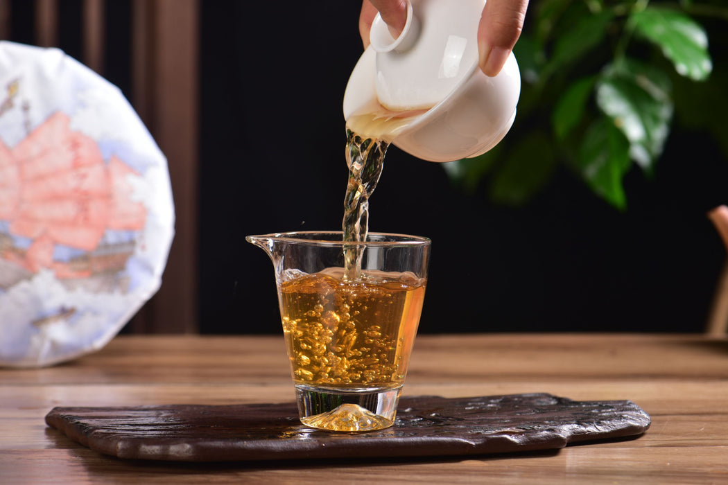 2025 Yunnan Sourcing "Mengku Gu Shu Bai Cha" White Tea Cake | Yunnan Sourcing Tea Shop