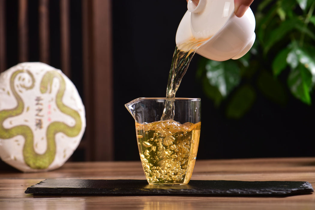 2025 Yunnan Sourcing "Mo Lie Shan" Raw Pu-erh Tea Cake | Yunnan Sourcing Tea Shop