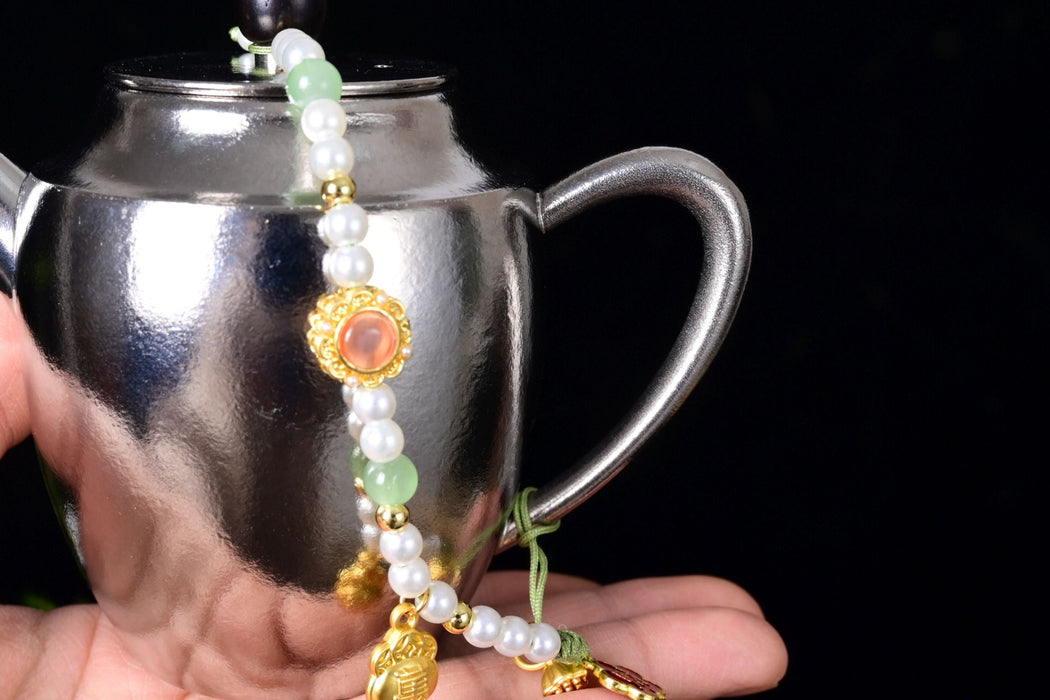 Titanium Pear-Shaped Teapot for Gong Fu Tea Brewing | Yunnan Sourcing Tea Shop