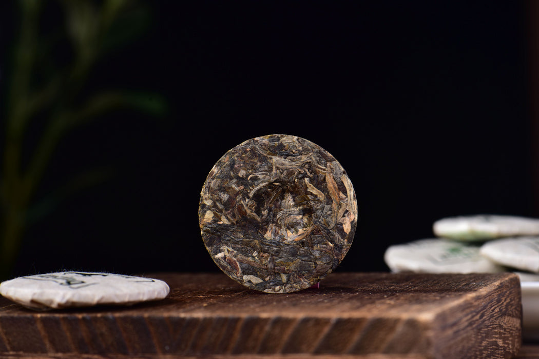2026 Yunnan Sourcing "Emerald Horse" Raw Pu-erh Tea Mini Cakes