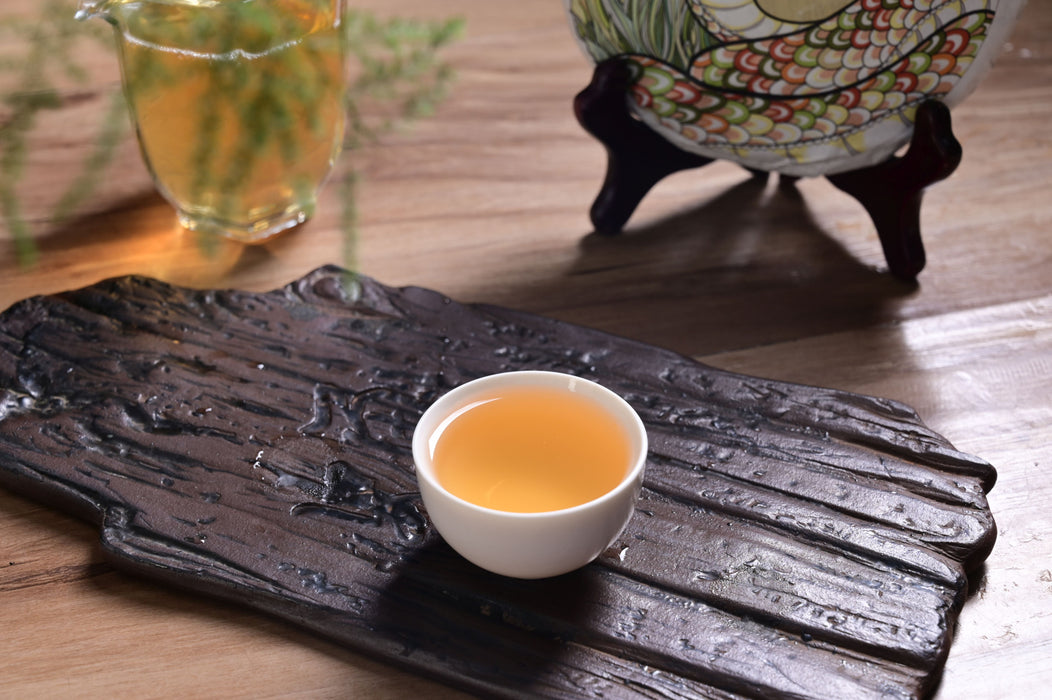 2025 Yunnan Sourcing "Ge Deng" Ancient Arbor Raw Pu-erh Tea Cake | Yunnan Sourcing Tea Shop