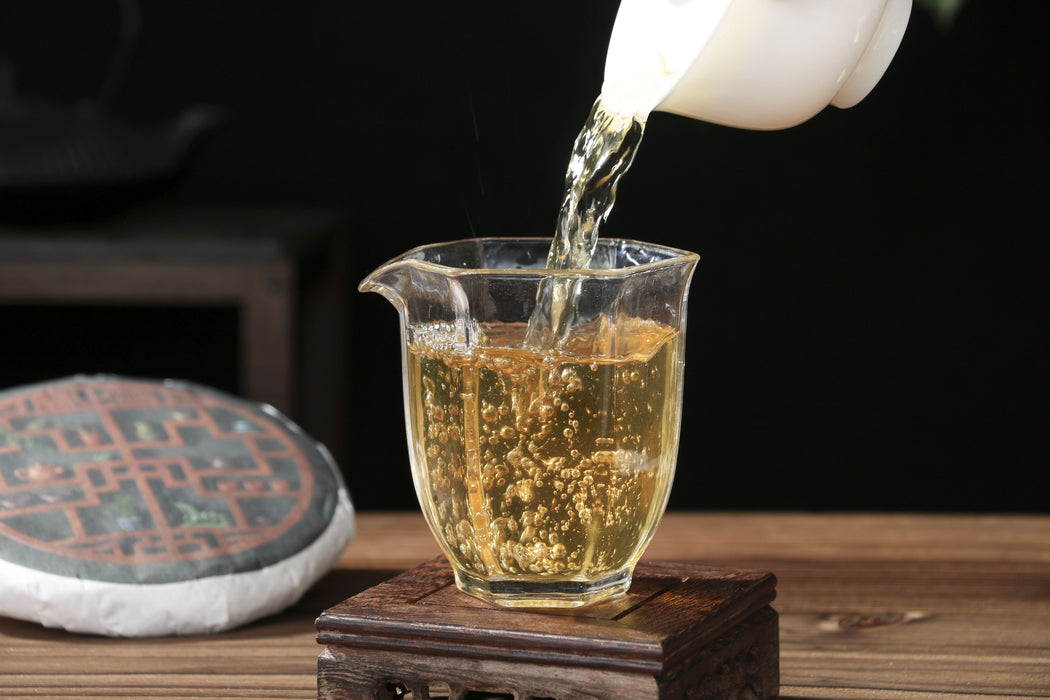 2026 Yunnan Sourcing "Meng Zhu Da Shan" Old Arbor Raw Pu-erh Tea Cake