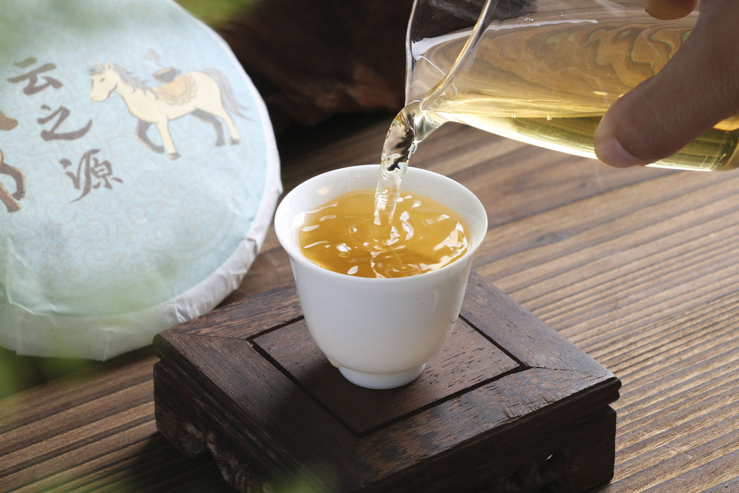 2026 Yunnan Sourcing "Da Qing Gu Shu" Raw Pu-erh Tea Cake