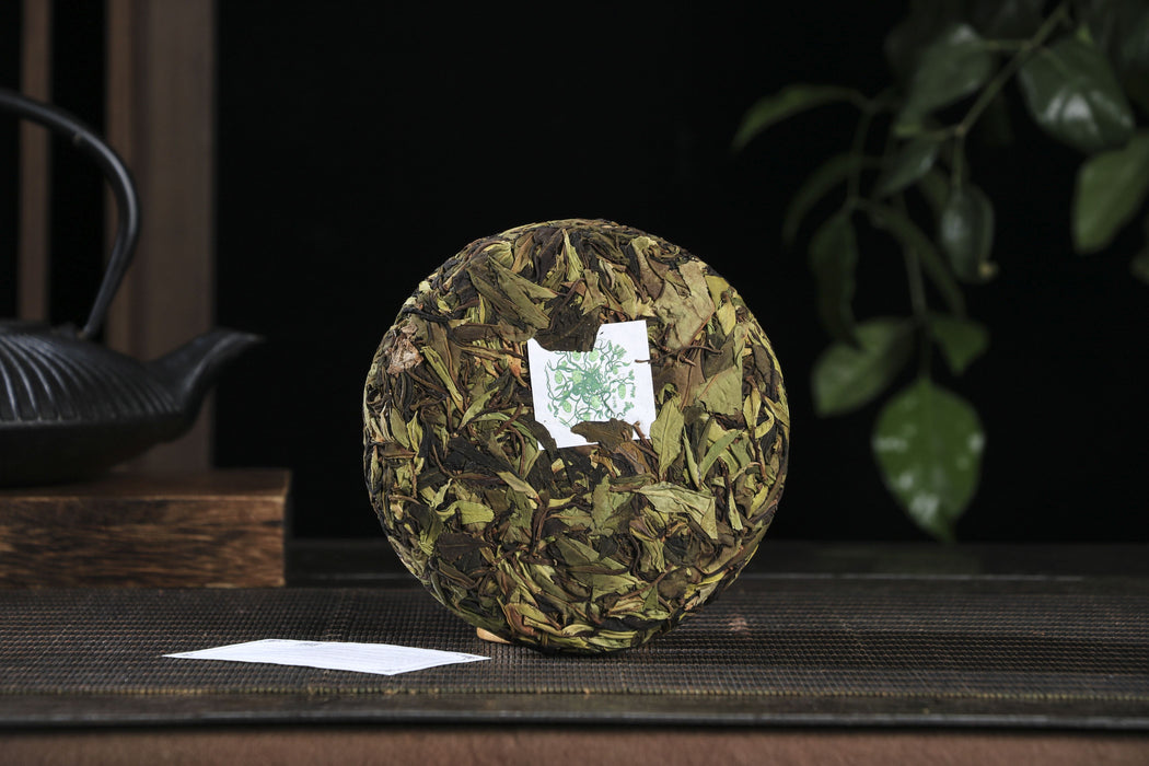 2026 Yunnan Sourcing "Purple White Tea" of Yong De Tea Cake