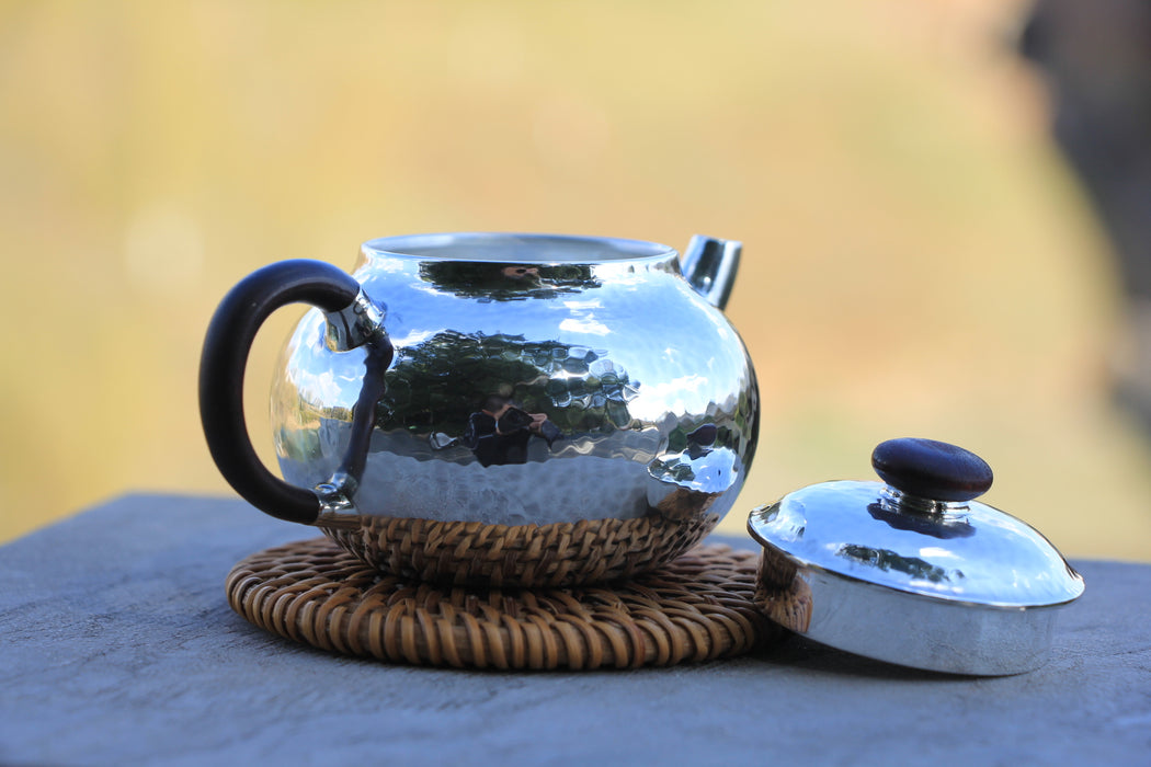 Pure Silver 999 "Hammer Pattern" Teapot * 115ml