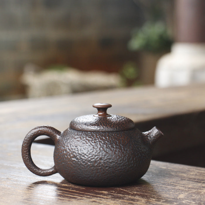 Jian Shui Clay "Chui Wen Rong Tian" Teapot by Su Mo