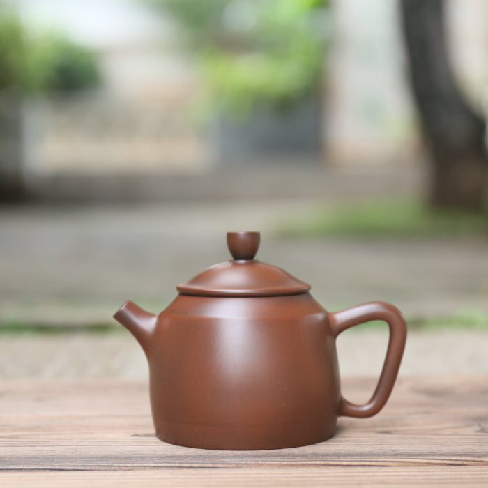 Jian Shui Clay "Gu Cang Hu" Teapot by Su Mo