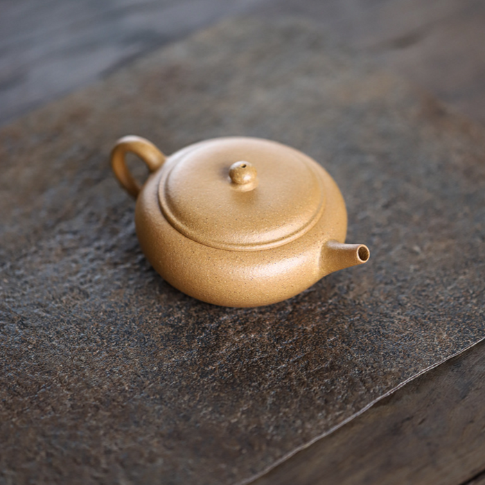 Jiang Po Ni Clay "Xiang Yu" Yixing Teapot