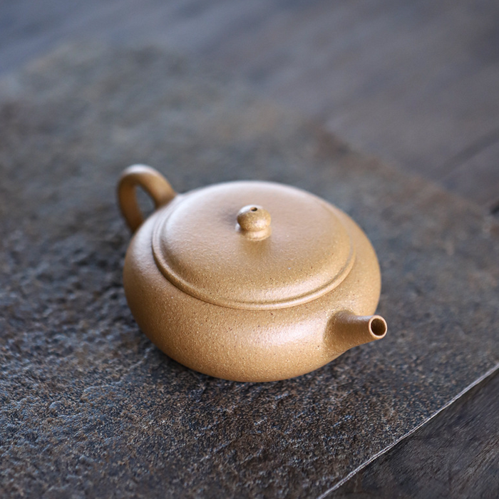 Jiang Po Ni Clay "Xiang Yu" Yixing Teapot