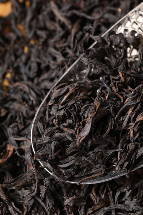 Wu Yi Shan “Stone Milk” Shi Ru Rock Oolong Tea