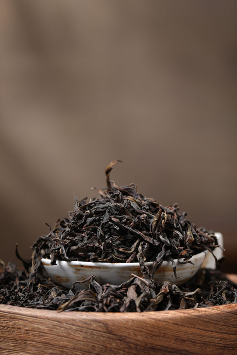 Wu Yi Shan “Sheng Tai” Naturally Grown Rou Gui Rock Oolong Tea
