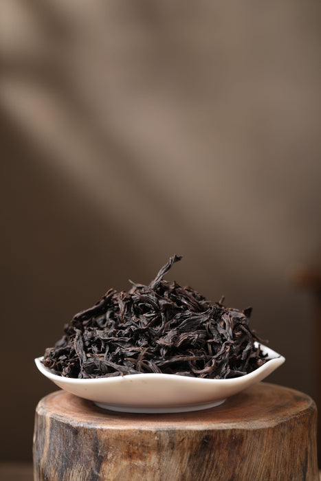 Wu Yi Shan “Purple Rose” Zi Mei Gui Rock Oolong Tea