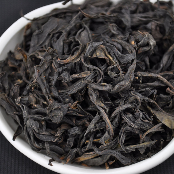 Ai Jiao Rock Oolong Tea of Wu Yi Shan