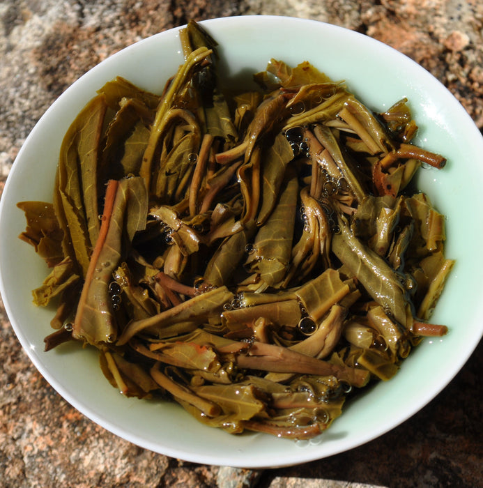 2016 Yunnan Sourcing "Guo You Lin" Raw Pu-erh Tea Cake