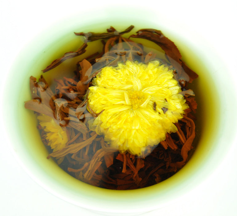 Royal Chrysanthemum and Big Snow Mountain Black Tea Dragon Ball