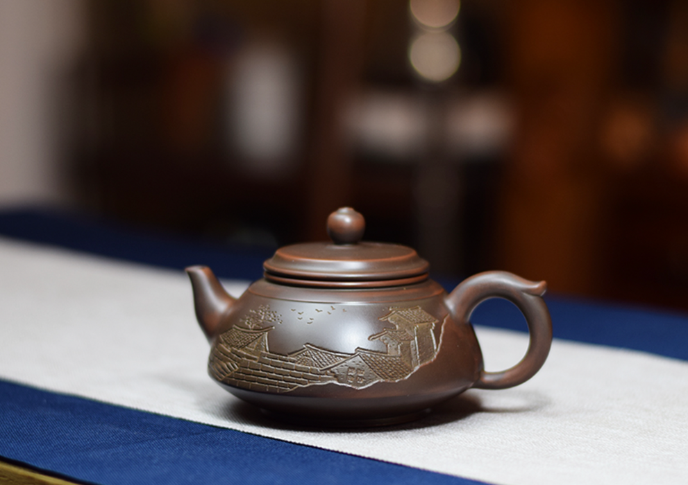 Qin Zhou Clay Teapot "Village Home" by Yuan Chan Jie