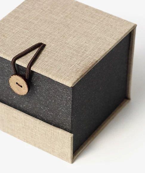 Padded "Linen" Gift Box for Teapots and Teawares