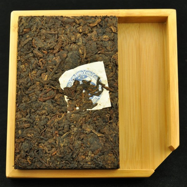 Mini Bamboo Tray for Chiseling Away at your Pu-erh tea cake * 13x13x2cm