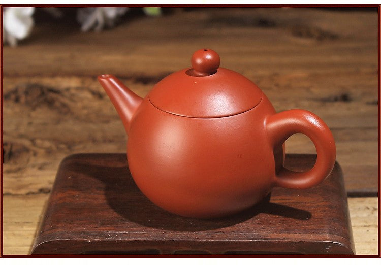 Chaozhou Hong Ni "Dragon Egg" Clay Teapot by Xie Yan Juan