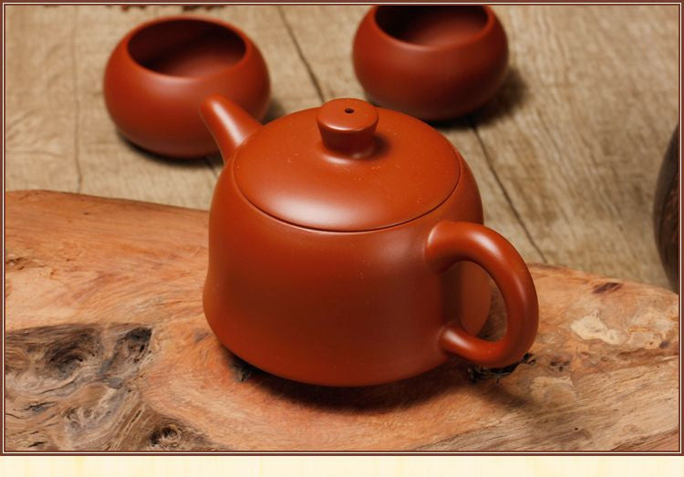Chaozhou Hong Ni "Gu Zhong" Clay Teapot by Xie Yan Juan