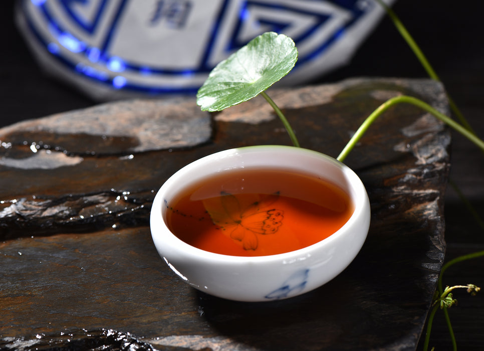 2018 Yunnan Sourcing "Year of the Dog Blue Label" Ripe Pu-erh Tea Cake