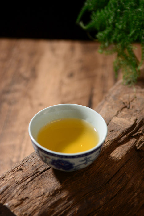 2019 Yunnan Sourcing "Autumn Nan Po Zhai" Ancient Arbor Raw Pu-erh Tea Cake