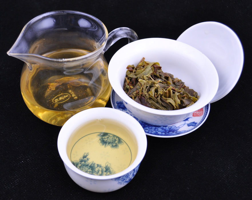 2014 Yunnan Sourcing Wu Liang Ye Sheng Raw Pu-erh Tea Cake