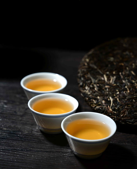 2020 Yunnan Sourcing "Aged Bu Lang Mountain" Raw Pu-erh Tea Cake