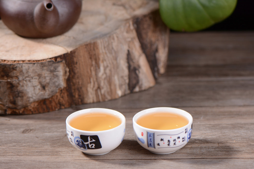 2019 Yunnan Sourcing "He Kai" Raw Pu-erh Tea Cake