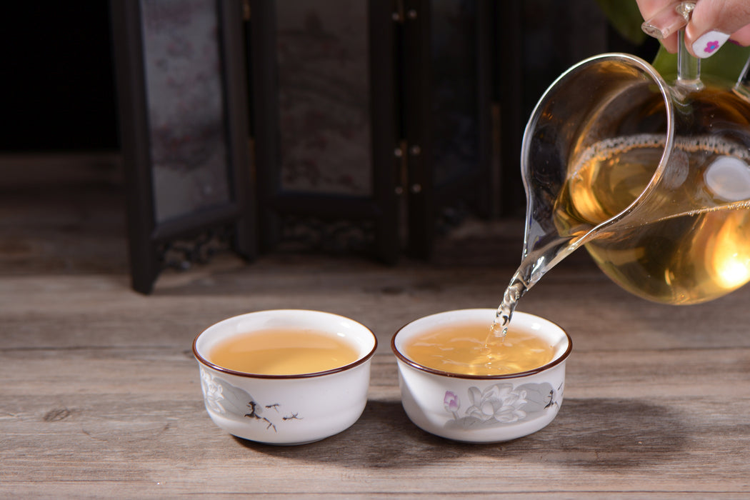 2019 Yunnan Sourcing "Bu Lang Secret Garden" Raw Pu-erh Tea Cake