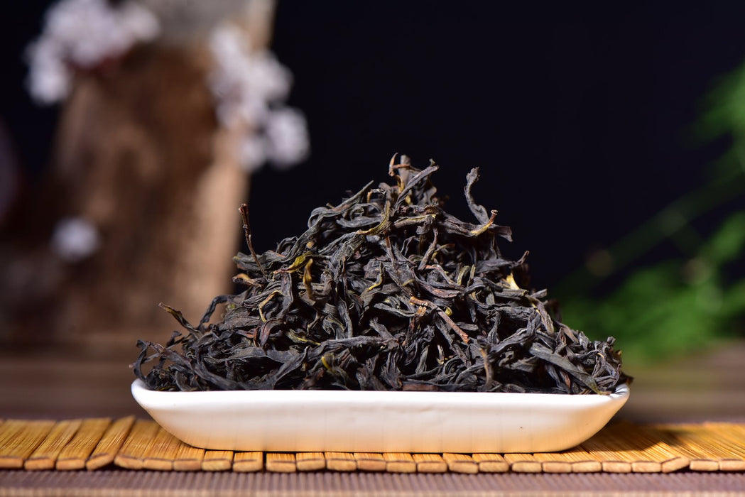 Daily Drinker Duck Shit Dan Cong Oolong Tea