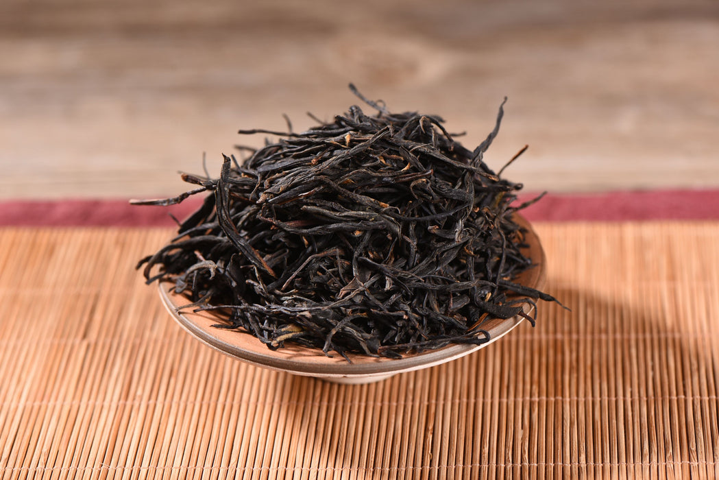 Purple Needle Black Tea of Jing Mai Mountain