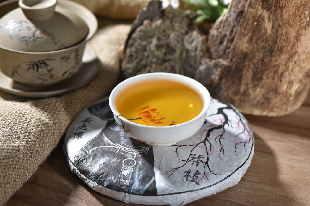 2018 Yunnan Sourcing "Mang Zhi" Old Arbor Raw Pu-erh Tea Cake