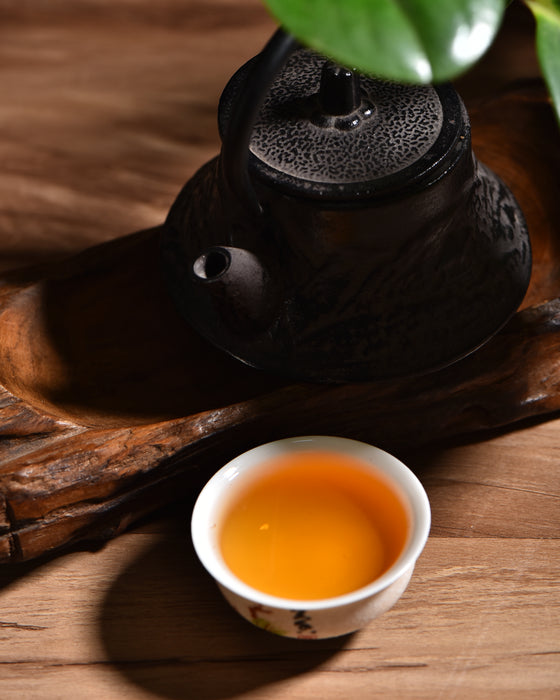 2017 Yunnan Sourcing "Autumn Zheng Jia Liang Zi" Raw Pu-erh Tea Cake