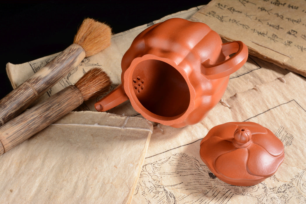 Qing Shui Ni "Gong Deng" Yixing Clay Teapot by Xu Da De | Yunnan Sourcing Tea Shop