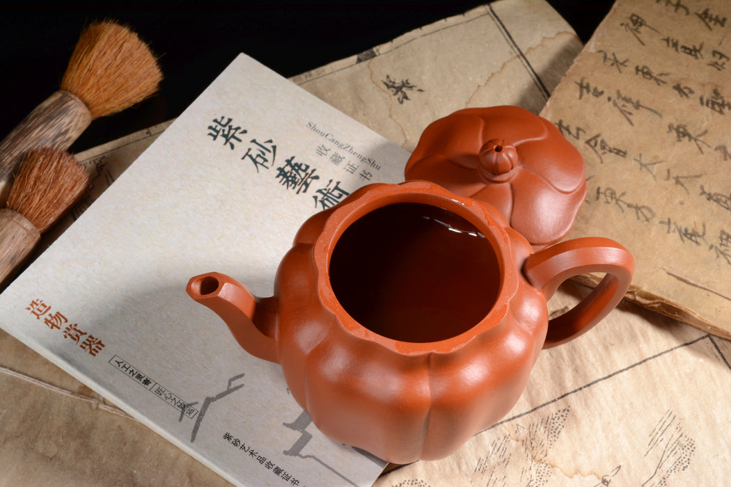 Qing Shui Ni "Gong Deng" Yixing Clay Teapot by Xu Da De | Yunnan Sourcing Tea Shop
