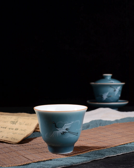 Jingdezhen "Cranes Flying in the Blue Sky" Gaiwan and Cup Set