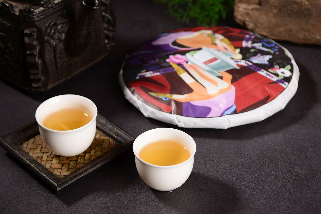 2020 Yunnan Sourcing "Jue Se" Raw Pu-erh Tea Cake