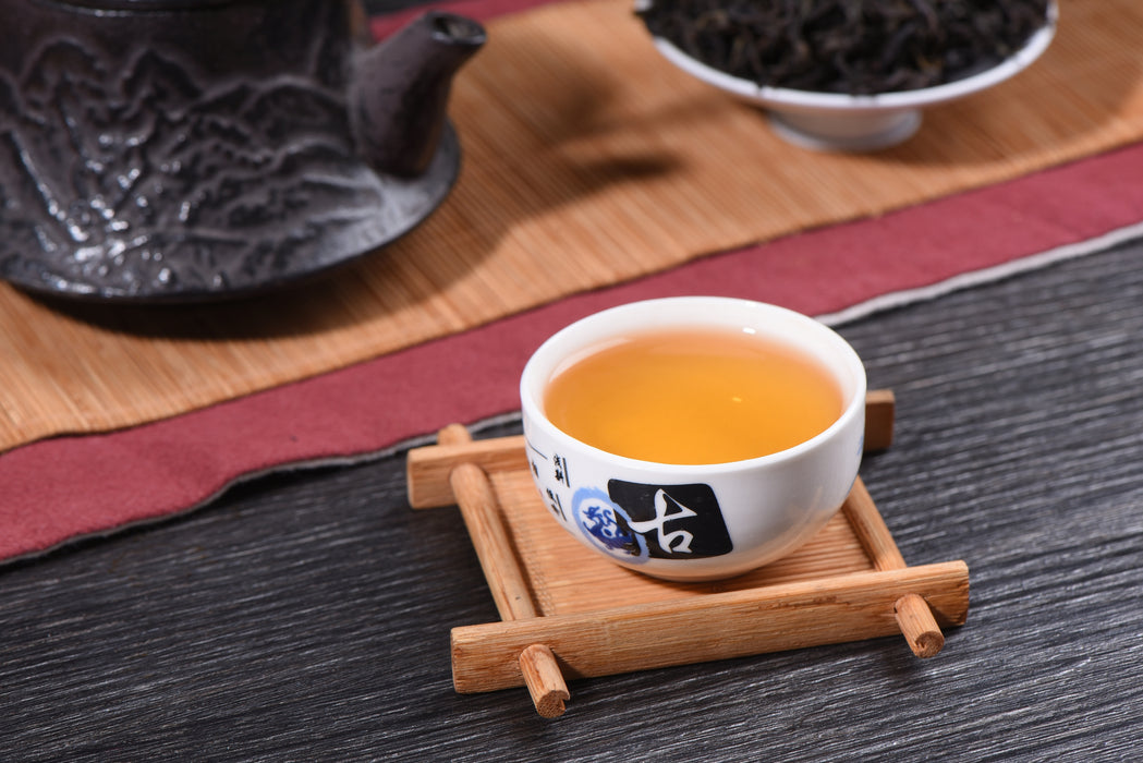 Wu Yi Shan "Hua Xiang" Da Hong Pao Rock Oolong Tea