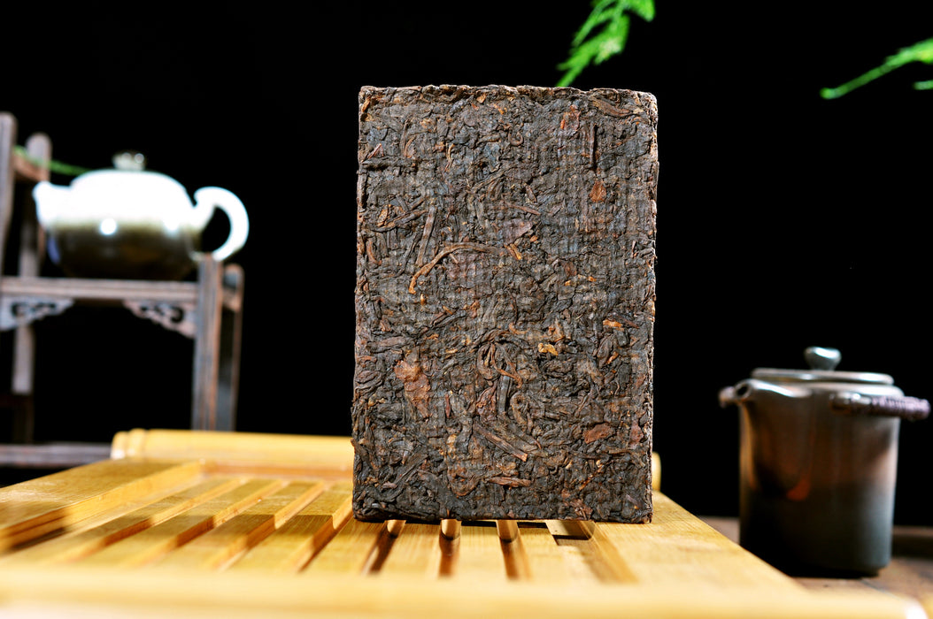 2000 CNNP "Yi Wu Chen Xiang" Ripe Pu-erh Tea Brick