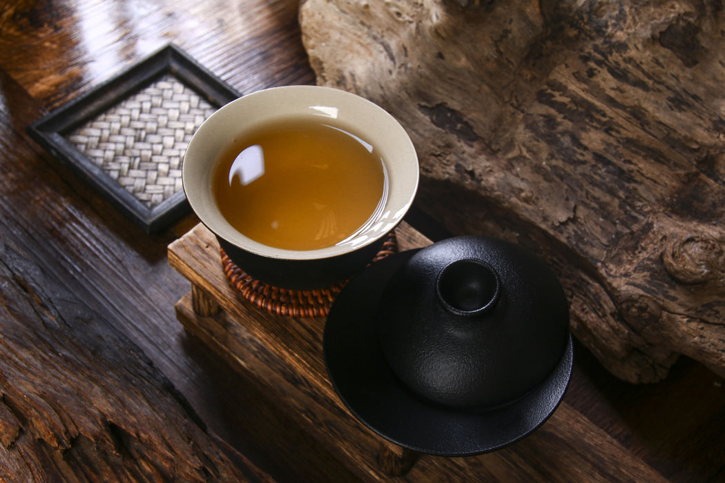 Black Glazed "Rain Drops" Gaiwan for Gong Fu Tea Brewing