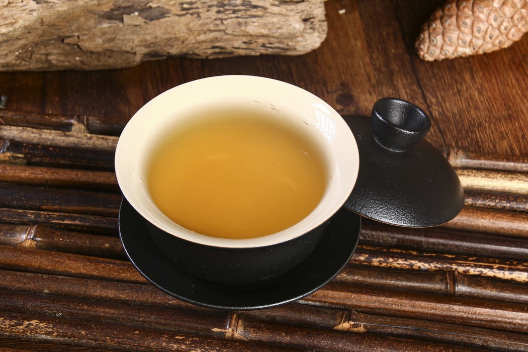 Black Glazed "Rain Drops" Gaiwan for Gong Fu Tea Brewing