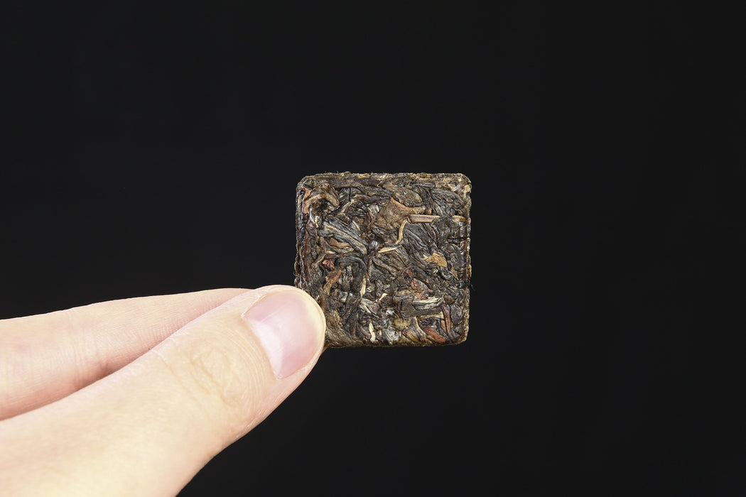 2013 Dehong Raw Pu-erh Tea Mini Bricks