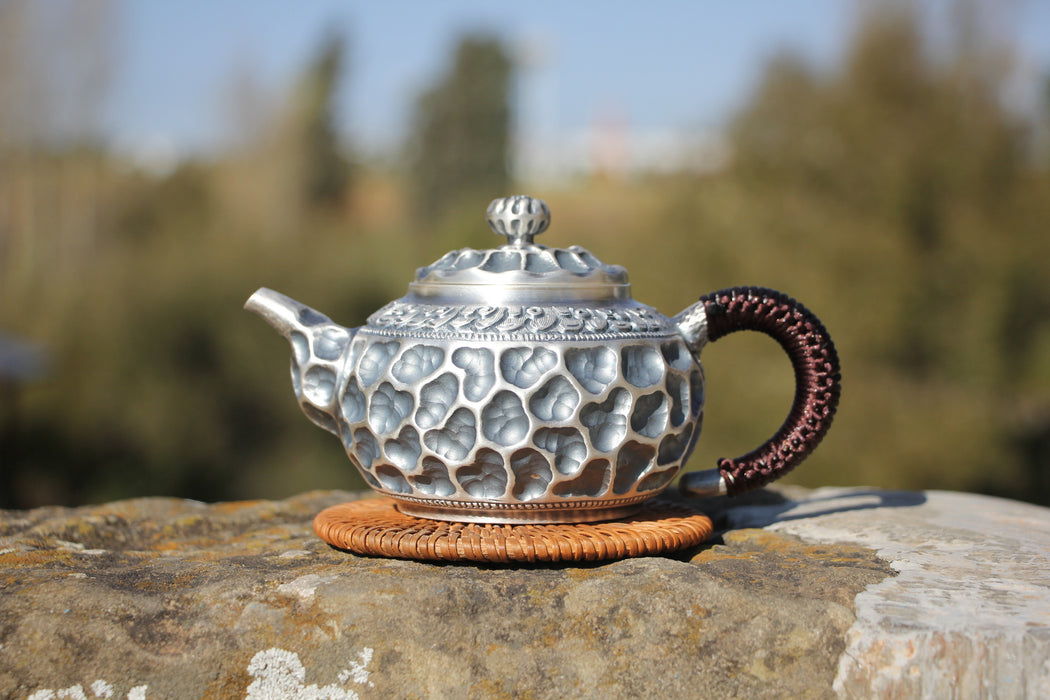 Pure Silver 999 "Crater" Teapot * 280ml